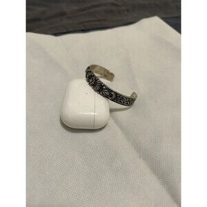 Southwest Navajo Indian Sterling Silver 925 Cuff Bracelet Vintage Signed